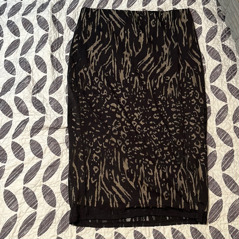Black animal burn out pencil skirt curves, love this fit